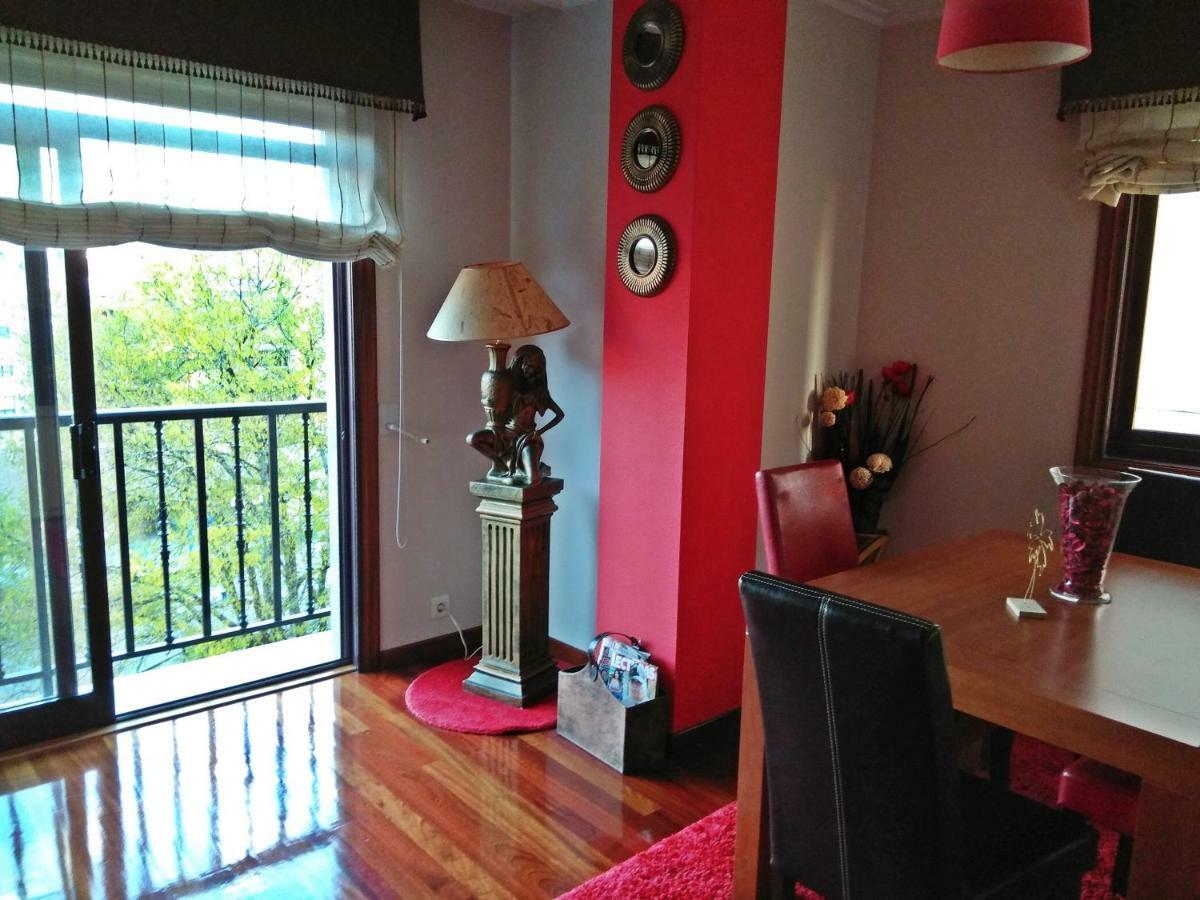 Apartamento Plaza Perillana Ponteareas Exterior photo